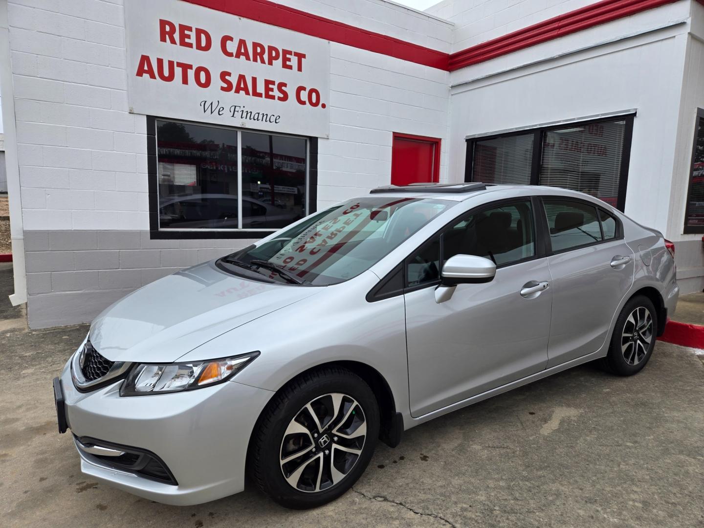 2014 SILVER Honda Civic (19XFB2F80EE) with an 1.8L I4 F SOHC 16V engine, located at 503 West Court, Seguin, TX, 78155, (830) 379-3373, 29.568621, -97.969803 - Photo#0